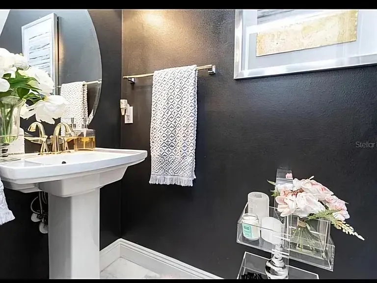 30039 Mossbank Dr — Photo 18