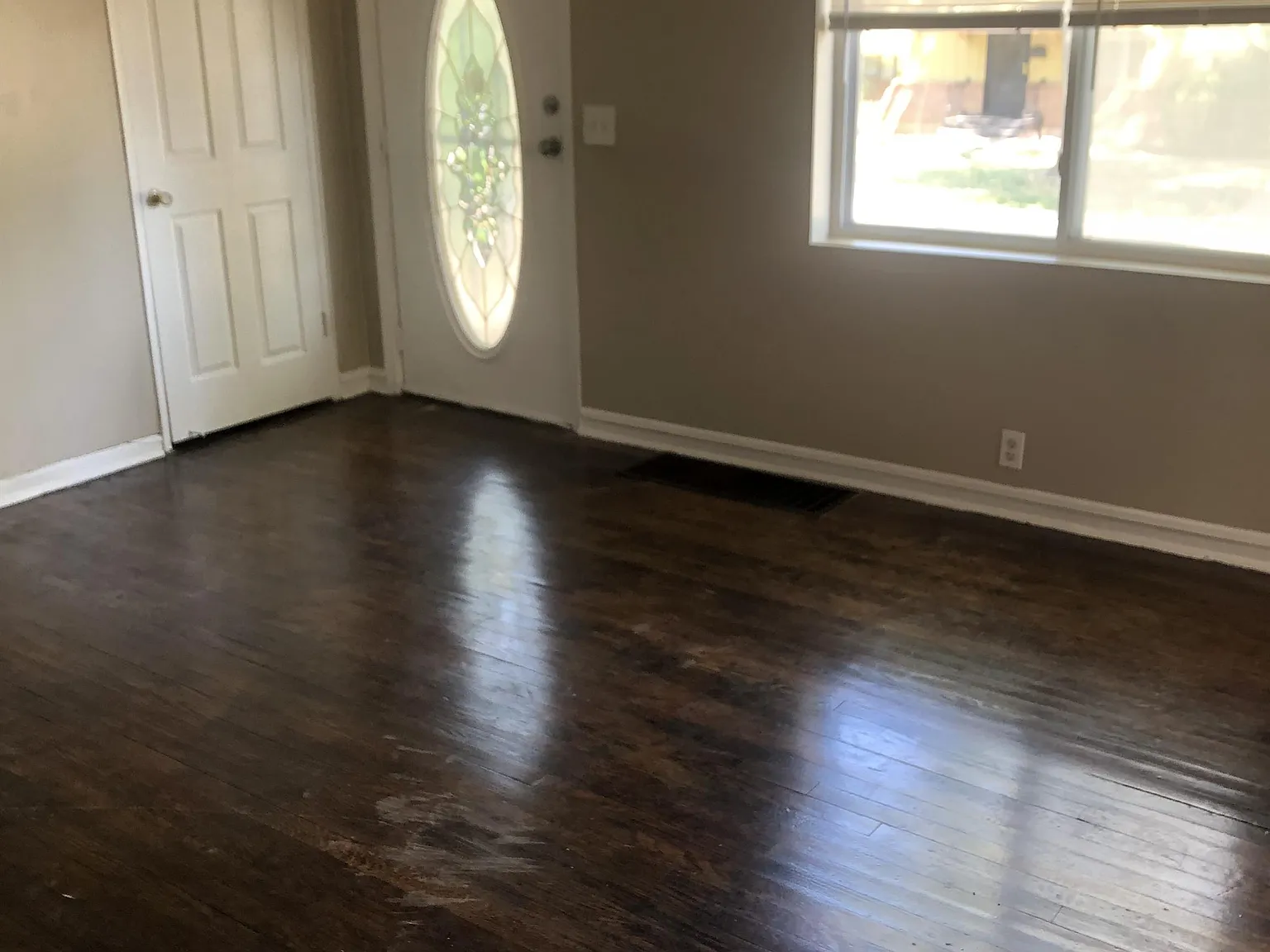 6658 Flora Ave - 1 — Photo 3