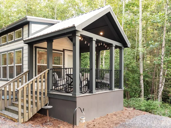 Blue Hill Pkwy #141, Marion, NC 28752