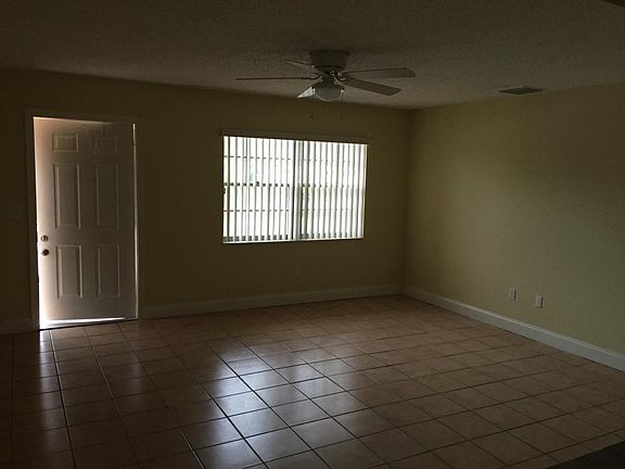 3rd image of 4405 Lake Ave #4405