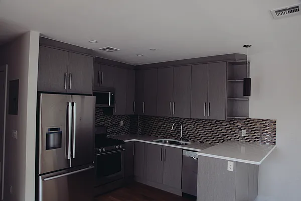 Rented by Belvedere Bridge Realty, LLC | media 32