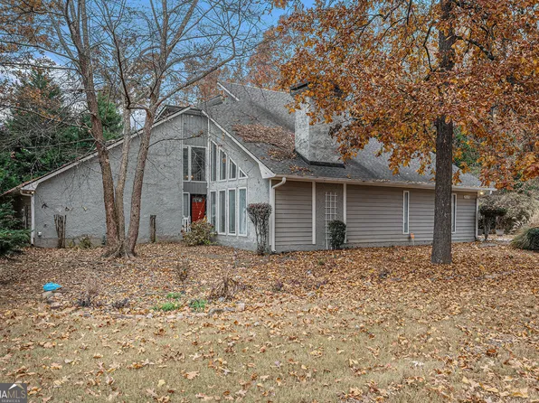 2323 Benji Blvd SE, Conyers, GA 30013