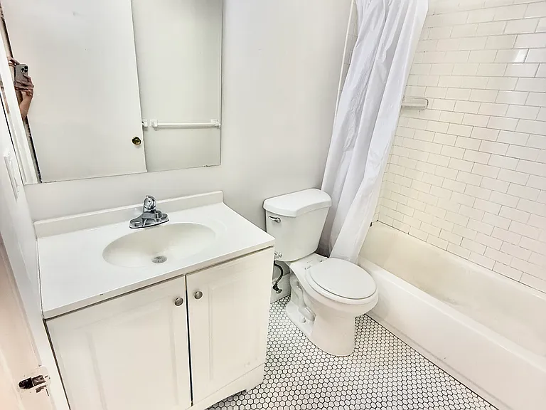 40 Stone St #5R — Photo 8