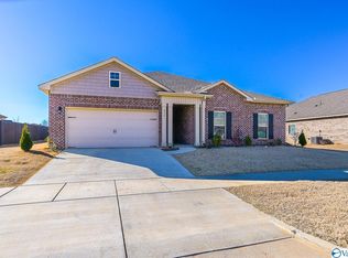 6512 Moon Crest Ln, Huntsville, AL 35806