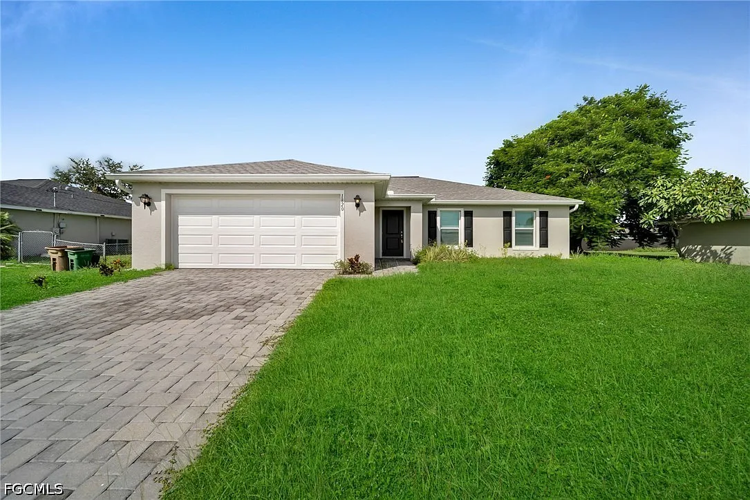 4 bed, 2.0 bath, 1651 sqft, $2,000 — Photo 1