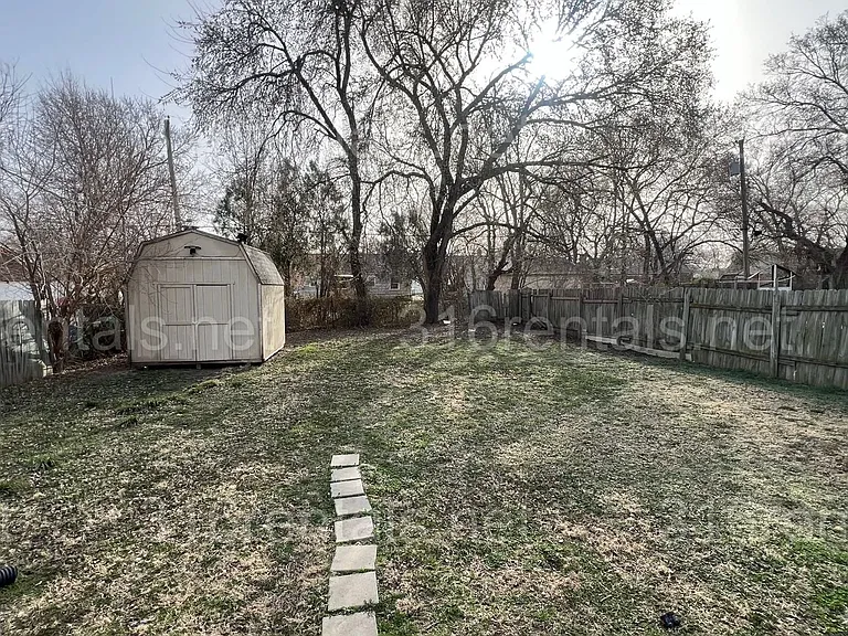 806 S Beverly Dr — Photo 10