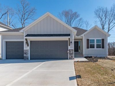4120 SE Adams Dr, Drive Blue Springs, MO, 64014