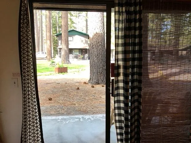 516 Emerald Bay Rd — Photo 1