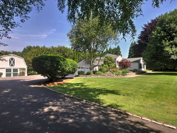 682 North Street, Milford, CT 06461