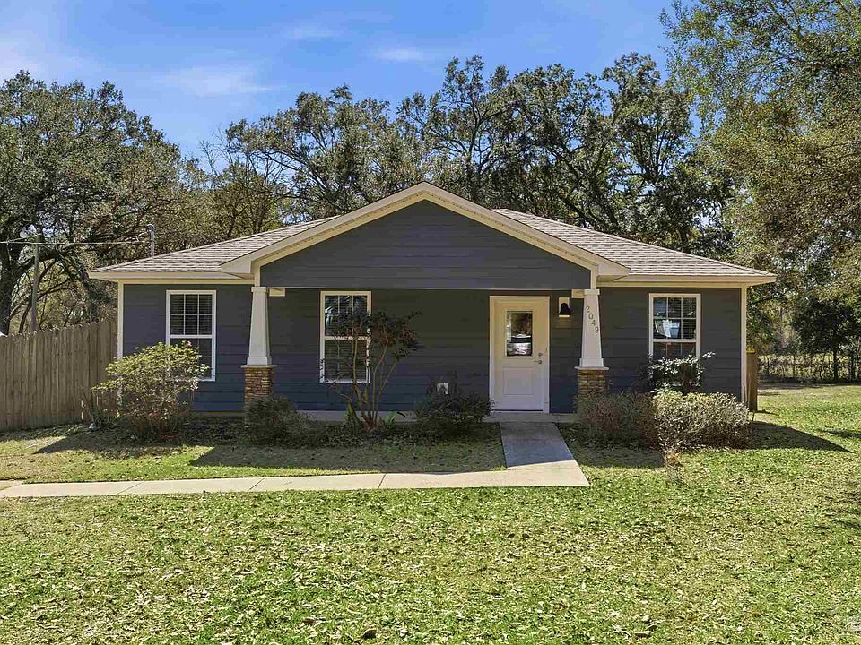 1st image of 2049 N Roberts Cir