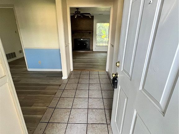 3rd image of 308 Wendy Hill Road