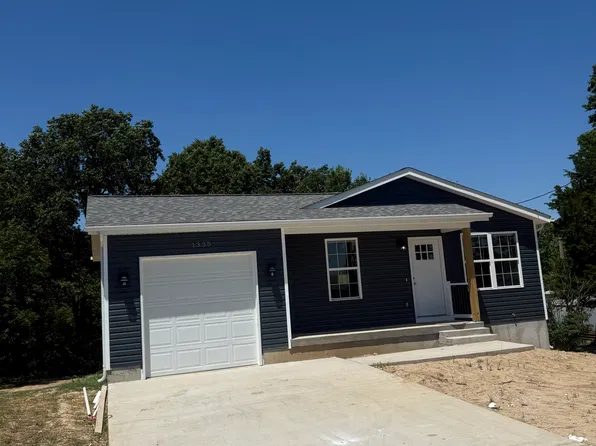 1335 Moselle Rd, Saint Clair, MO 63077