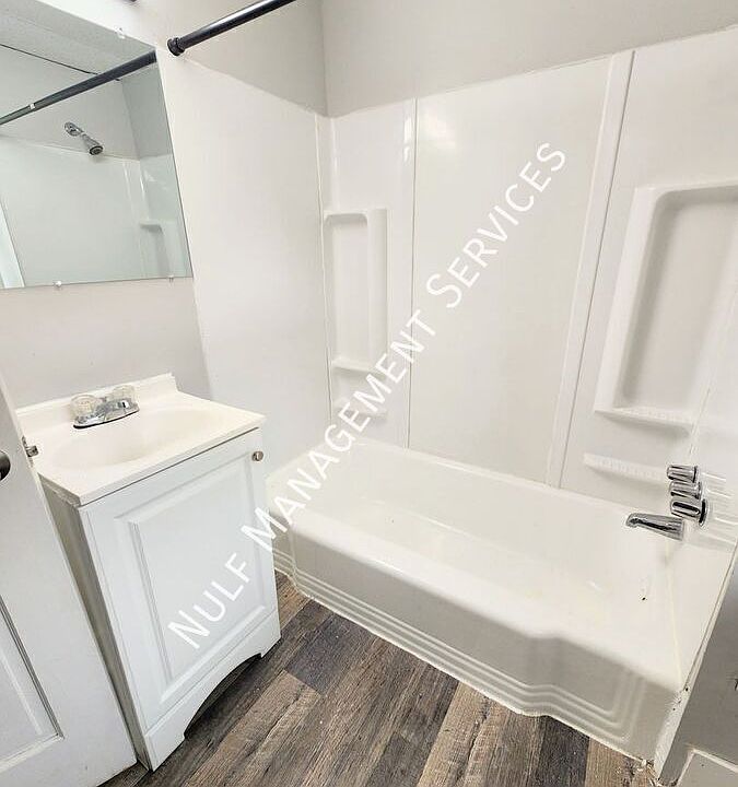 2nd image of 3208 Brereton St APT 4