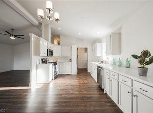 5208 Sir James Way, Las Vegas, NV 89110