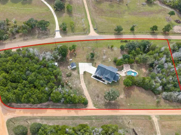 1011 Bonfire West Rd, Cat Spring, TX 78933