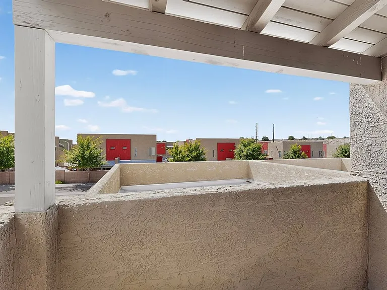 1504 Gulfstream Dr SE — Photo 30
