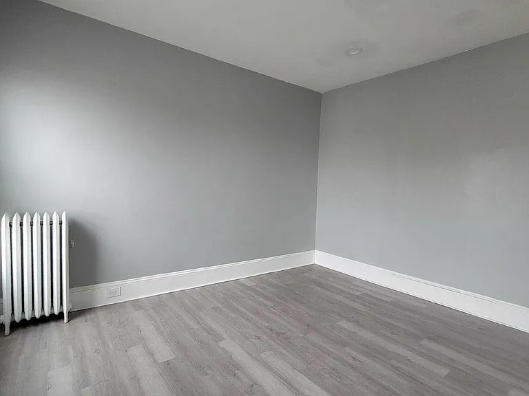 126 Winthrop St #2 — Photo 12