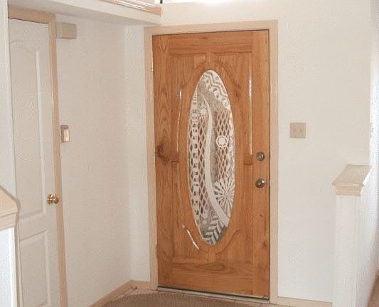 ENTRY FOYER