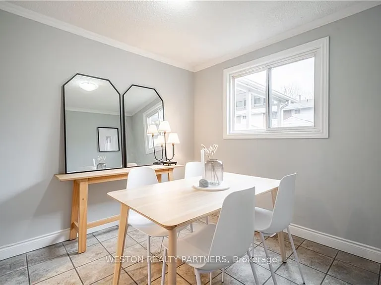 125 Limeridge Rd W #8 — Photo 10