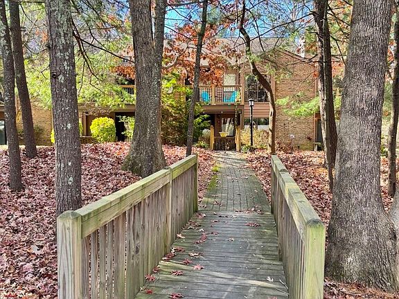 2nd image of 50 Ravencroft Ln