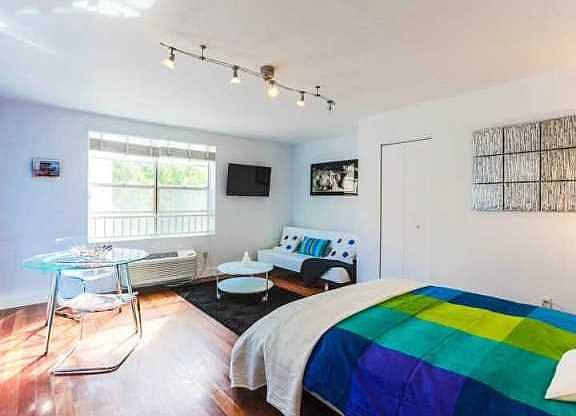 3rd image of 419 15th Street