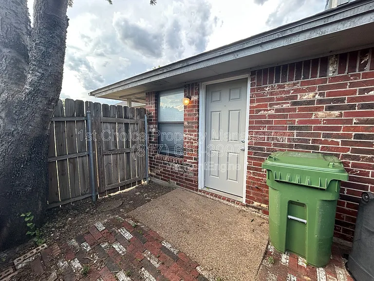 6320 Holiday Ln — Photo 21