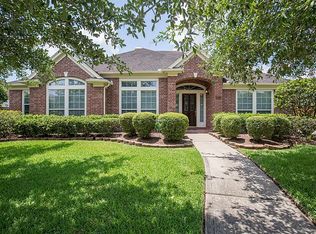 2622 Stonebury Ln, Sugar Land, TX 77479