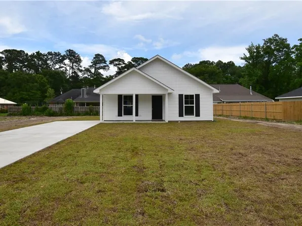 64354 McCarthy Ln, Pearl River, LA 70452