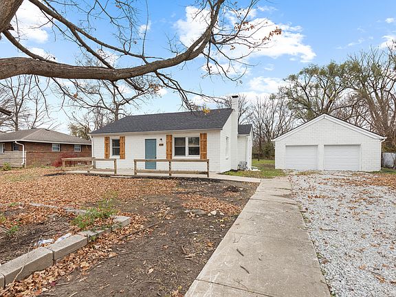 3rd image of 4039 N Butler Ave