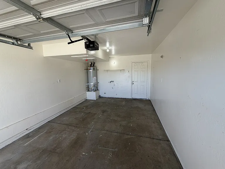 21100 Santa Barbara Dr #D — Photo 2