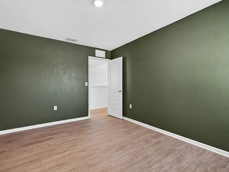 2283 Shady Breeze Ln — Photo 34