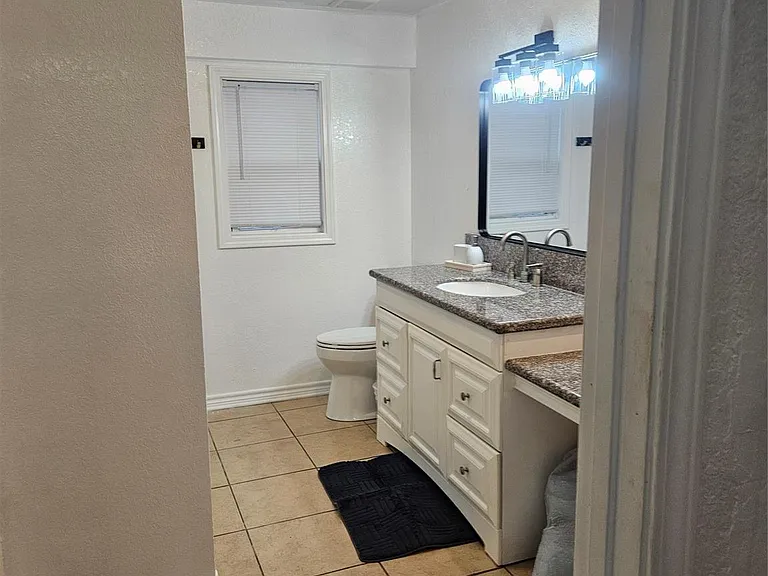 812 Marlin St — Photo 21