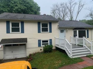 125 Titusville Rd, Poughkeepsie, NY 12603