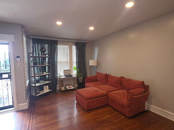 2nd image of 5617 Upland Way