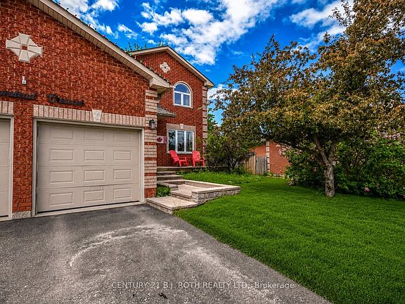 2nd image of 42 Farmstead Cres
