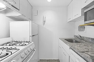 Rented by Sotheby's International Realty