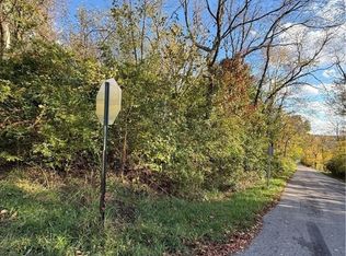 New Castle Rd, Lowellville, OH 44436