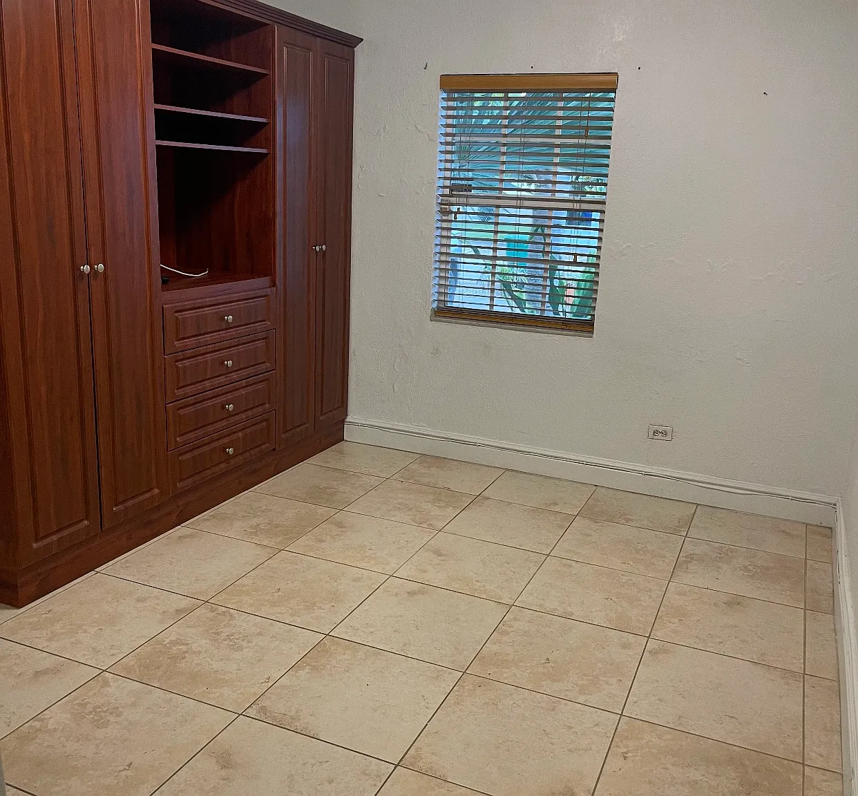 2 bed, $2,450 — Photo 3