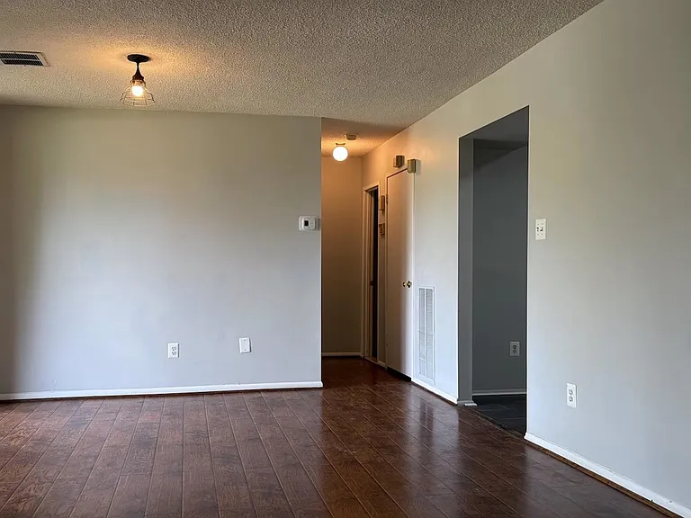 10237 Prince Pl #105 — Photo 10