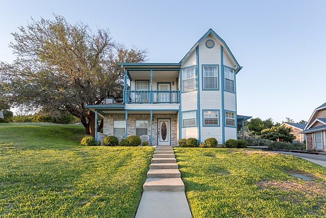 1st image of 1400 Degrasse Dr N