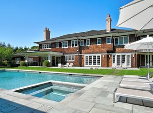 234 Cove Hollow Rd, East Hampton, NY 11937