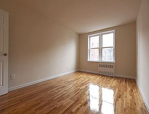 Rented by SW Queens Mezzanine | media 10