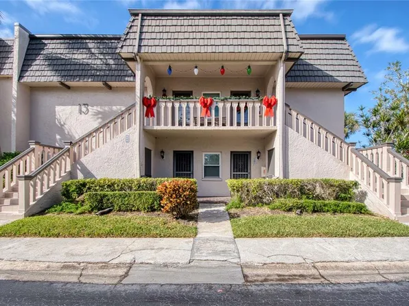 1301 Cordova Grn #1301, Seminole, FL 33777