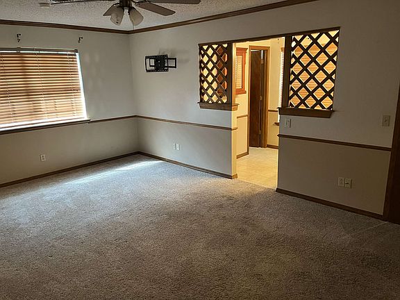 5th image of 7805 Farrell Dr