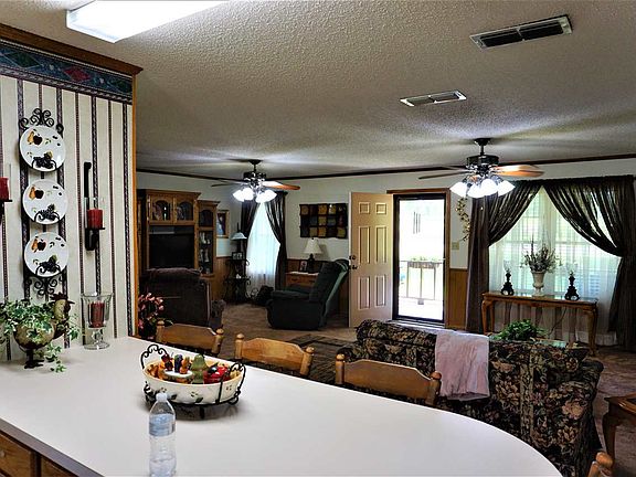 5th image of 212 County Road 4005