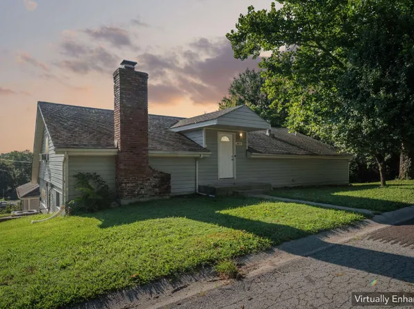 804 Pine St, Eudora, KS 66025