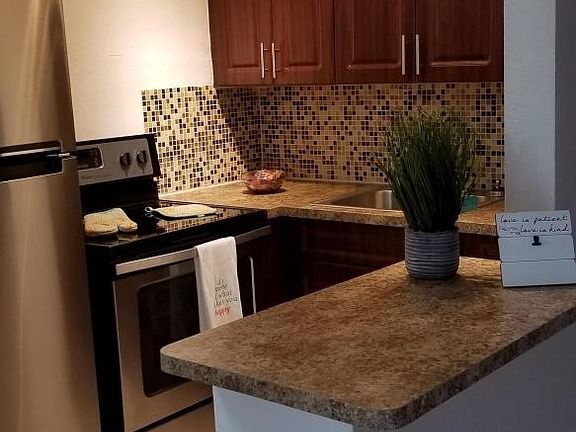 4th image of 1300 SE 1st St APT 07