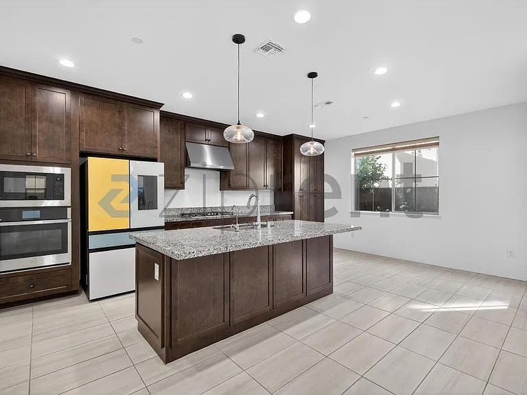665 N Amarone Dr — Photo 9