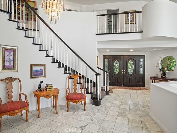 4th image of 26012 Franklin Ln