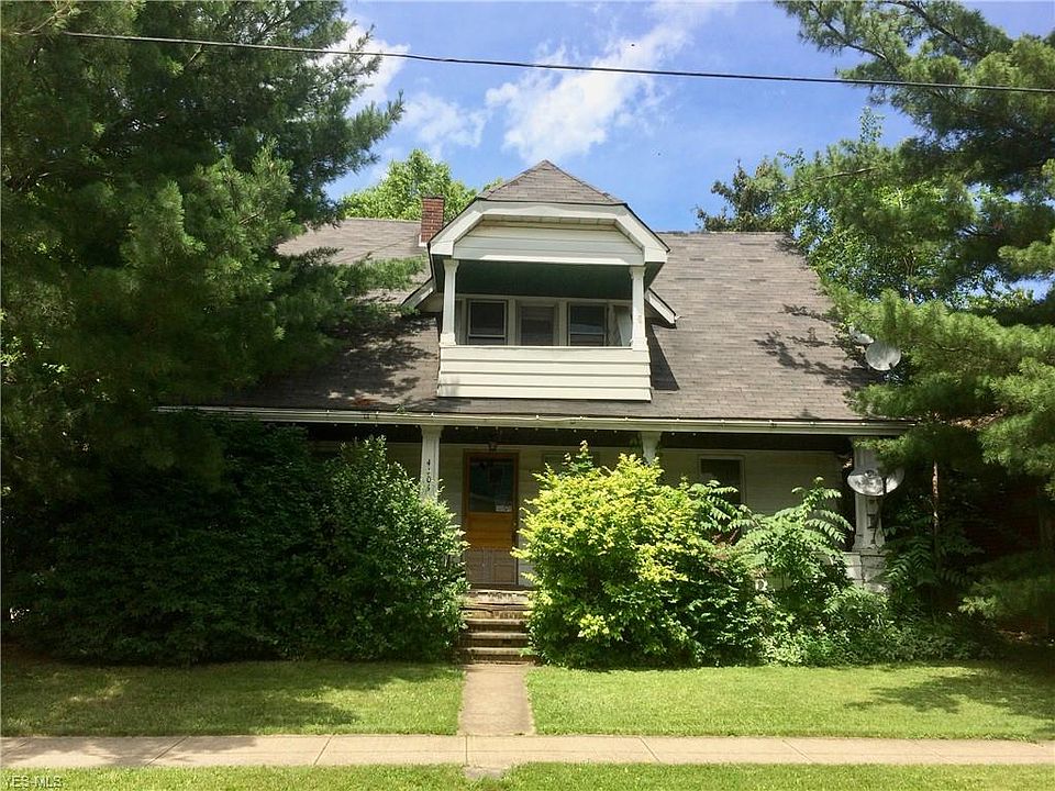 1st image of 4104 Schiller Ave